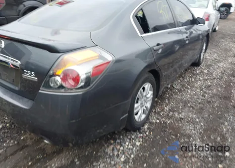 2011 Nissan Altima 2.5 S z USA, uszkodzony, nr VIN 1N4AL2AP1BN486686